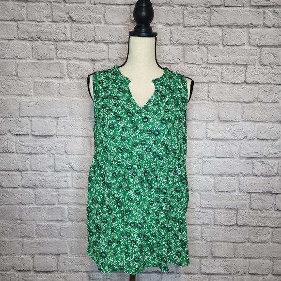 Bobeau Top Green White Blue Floral Split Vneck Sleeveless Women's Size M - Picture 2 of 8